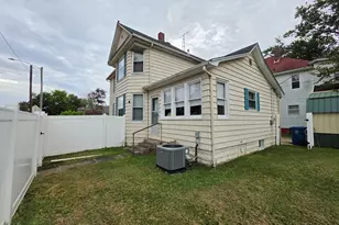 234 N Cherry St, Centralia, IL 62801 - Photo 36