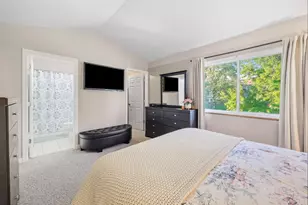 21 N Walnut Ct, Streamwood, IL 60107 - Photo 18