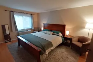 2217 W Nichols Dr, Arlington Heights, IL 60004 - Photo 10