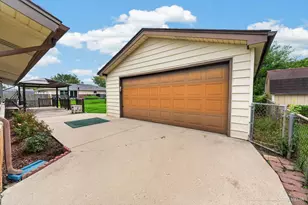 543 Germaine Ln, Elk Grove Village, IL 60007 - Photo 20