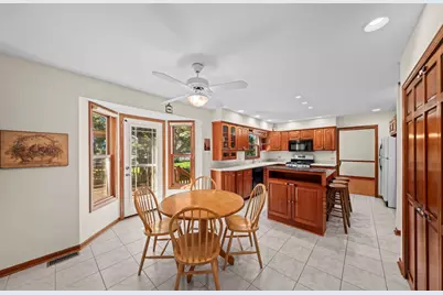 2205 Brown Court, Naperville, IL 60565 - Photo 16