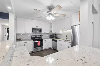 7114 W 108th Street #301, Worth, IL 60482 - Photo 6