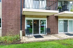 5300 Walnut Ave, Downers Grove, IL 60515 - Photo 1
