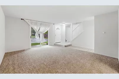 2064 Country Club Drive, Woodridge, IL 60517 - Photo 4