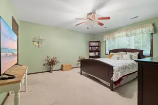 10 S Hampton Ct, Crete, IL 60417 - Photo 12