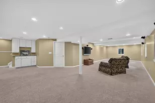 1068 Fox Path, West Dundee, IL 60118 - Photo 34