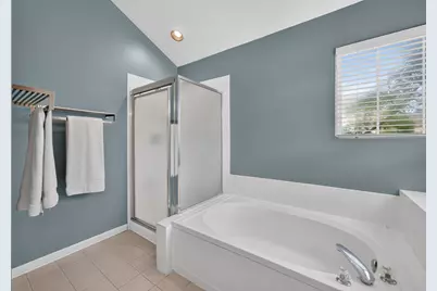1068 Fox Path, West Dundee, IL 60118 - Photo 28