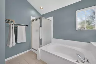 1068 Fox Path, West Dundee, IL 60118 - Photo 28