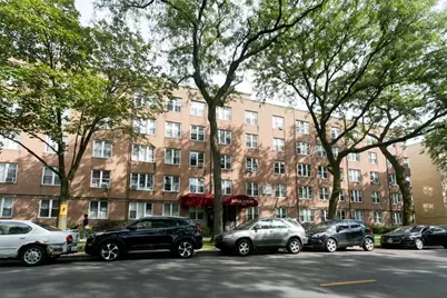 7333 N Ridge Boulevard #105, Chicago, IL 60645 - Photo 2