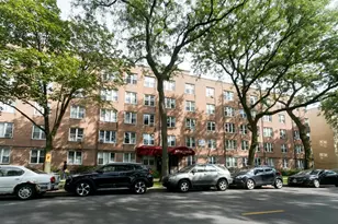 7333 N Ridge Blvd, Chicago, IL 60645 - Photo 2