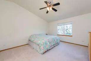 4052 Woodcrest Ct, Gurnee, IL 60031 - Photo 24