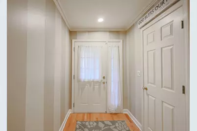 270 Manor Drive, Buffalo Grove, IL 60089 - Photo 18