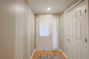 270 Manor Dr, Buffalo Grove, IL 60089 - Photo 18