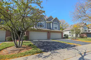 270 Manor Dr, Buffalo Grove, IL 60089 - Photo 4