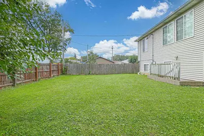 15 N Frolic Avenue, Waukegan, IL 60085 - Photo 22
