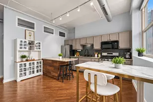 500 S Clinton St, Chicago, IL 60607 - Photo 8