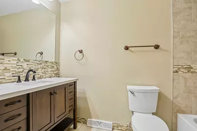 12123 Lake View Drive, Orland Park, IL 60467 - Photo 34