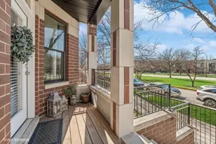 1739 N Humboldt Blvd, Chicago, IL 60647 - Photo 2