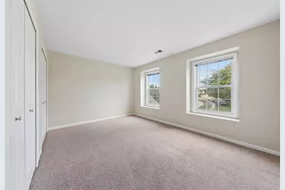 240 Ashbury Lane W #6, Roselle, IL 60172 - Photo 14