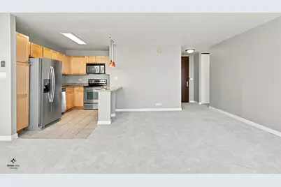 655 W Irving Park Road #5406, Chicago, IL 60613 - Photo 16
