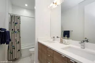 2903 W Lyndale St, Chicago, IL 60647 - Photo 14