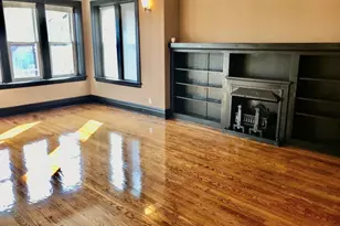 6642 S Troy St, Chicago, IL 60629 - Photo 2