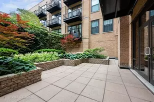 1040 W Adams St, Chicago, IL 60607 - Photo 16
