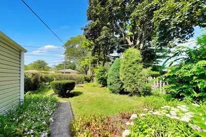 8720 Monticello Avenue, Skokie, IL 60076 - Photo 22