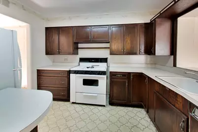 8720 Monticello Avenue, Skokie, IL 60076 - Photo 6
