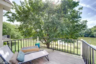 30W111 Fairfax Ct, Warrenville, IL 60555 - Photo 16