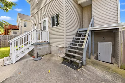608 E Mulberry Street, Bloomington, IL 61701 - Photo 60