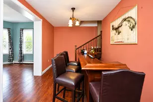 608 E Mulberry St, Bloomington, IL 61701 - Photo 12