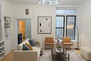 14 W Chestnut St, Chicago, IL 60610 - Photo 2