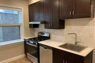 2046 W Farragut Ave, Chicago, IL 60625 - Photo 12