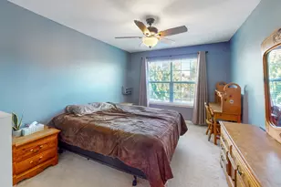 404 Hackney Ln, Oswego, IL 60543 - Photo 20