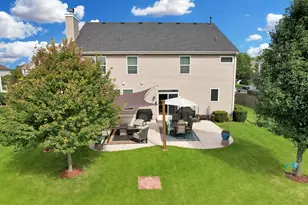404 Hackney Ln, Oswego, IL 60543 - Photo 32