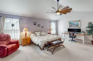 404 Hackney Ln, Oswego, IL 60543 - Photo 26