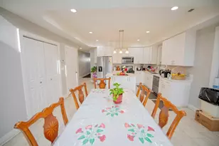 105 N 12th Ave, Melrose Park, IL 60160 - Photo 12