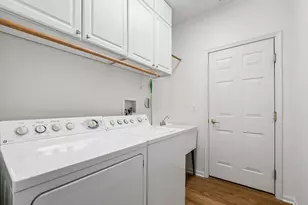 2491 Sandlewood Cir, Elgin, IL 60124 - Photo 32