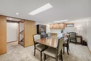 5 S Grace St, North Aurora, IL 60542 - Photo 12