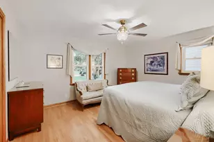5 S Grace St, North Aurora, IL 60542 - Photo 8