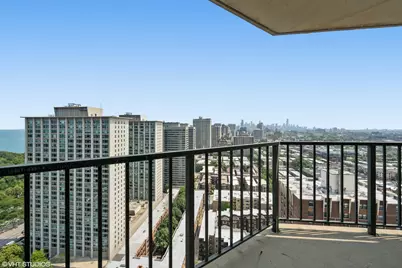 3660 N Lake Shore Drive #2703, Chicago, IL 60613 - Photo 12