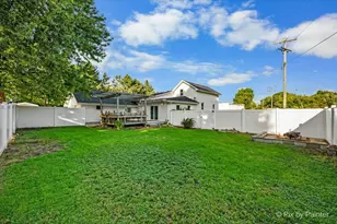 163 Wahlgren Ave, Hinckley, IL 60520 - Photo 32