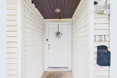 121 Fairway Road, Carpentersville, IL 60110 - Photo 8