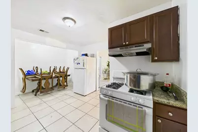 121 Fairway Road, Carpentersville, IL 60110 - Photo 12