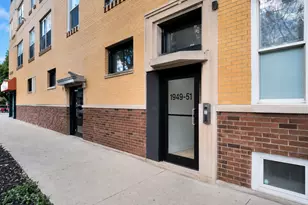 1949 N Whipple St, Chicago, IL 60647 - Photo 2
