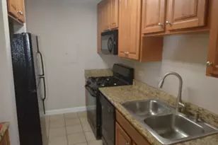 902 W Alleghany Dr, Arlington Heights, IL 60004 - Photo 4