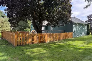8014 Hillside Rd, Crystal Lake, IL 60012 - Photo 4