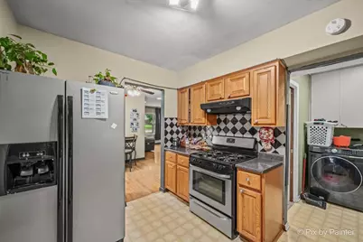 2119 Cherry Avenue, Hanover Park, IL 60133 - Photo 10