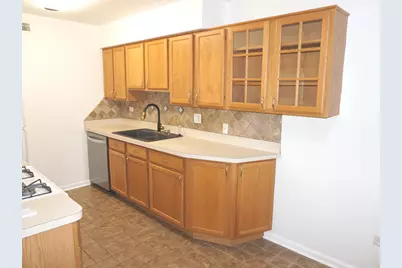 1503 N Windsor Drive #302, Arlington Heights, IL 60004 - Photo 10